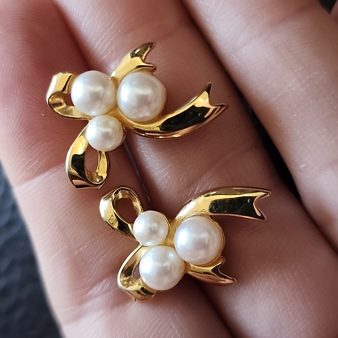 Vtg Earrings